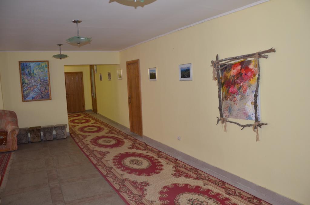 Europa Rakhiv Exterior foto