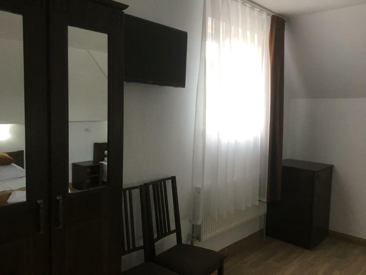 Europa Rakhiv Exterior foto